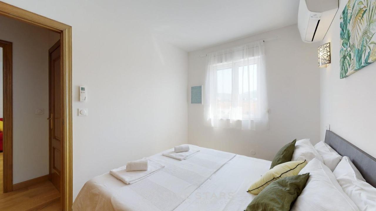 Zhara Suite Five Stars Holiday House - Generale Nice Luaran gambar