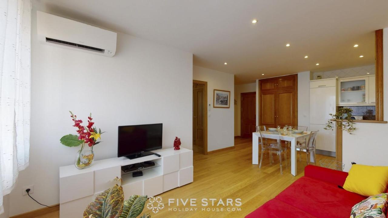 Zhara Suite Five Stars Holiday House - Generale Nice Luaran gambar